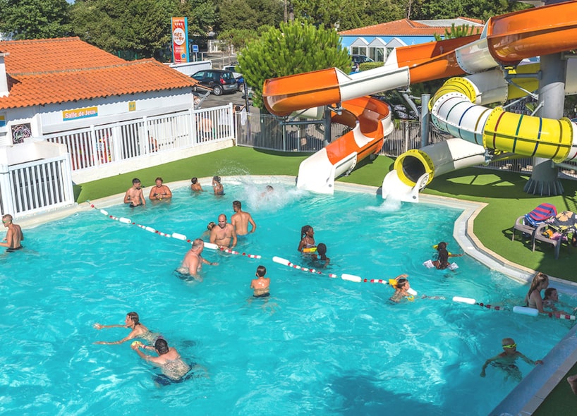 Aloa Vacances : Riez A La Vie Swimming pool Slides
