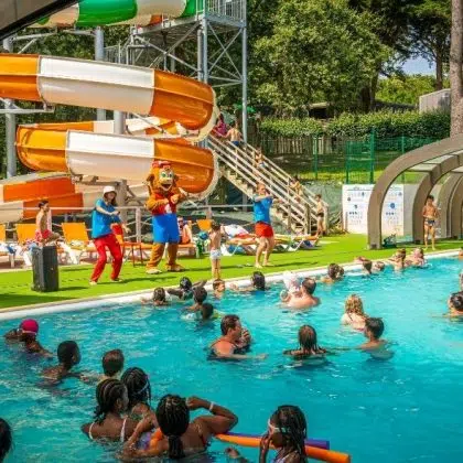 Piscine du camping les Ajoncs d'or à la Baule