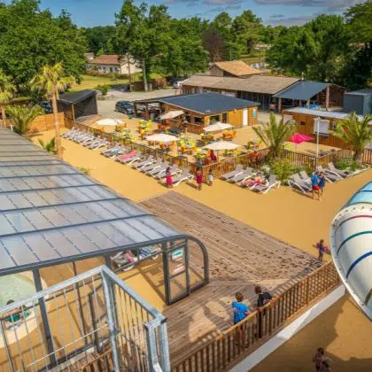 Services 14 espace aquatique camping à Hourtin, Gironde