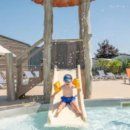 Espace aquatique 17 NID DETE 15