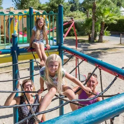 Entertainment 17 1402