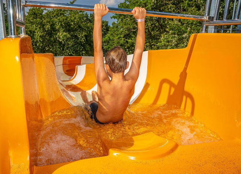 ESPACE AQUATIQUE AJONCS 2