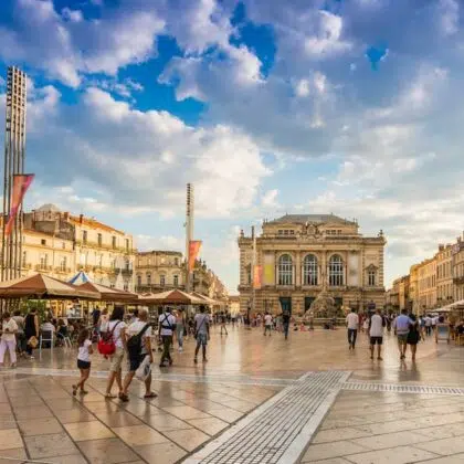 Que faire dans l’Hérault ? 8 Place de la Comedie - Que faire dans l'Herault - Camping le Clos Virgile