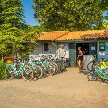 Services 19 SERVICES OLERON 8