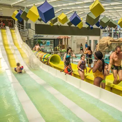 Espace aquatique 18 Tobbogans interieurs